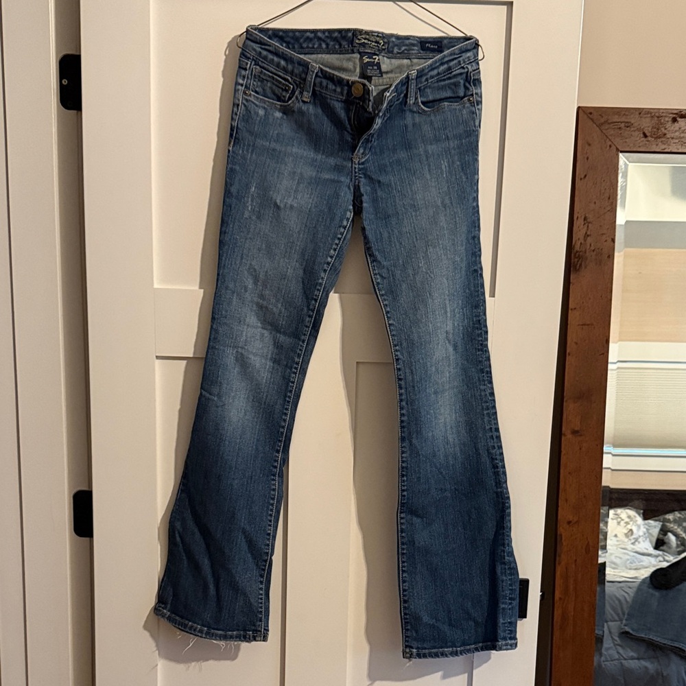 Seven7 Women's Flare Jeans in Classic Blue